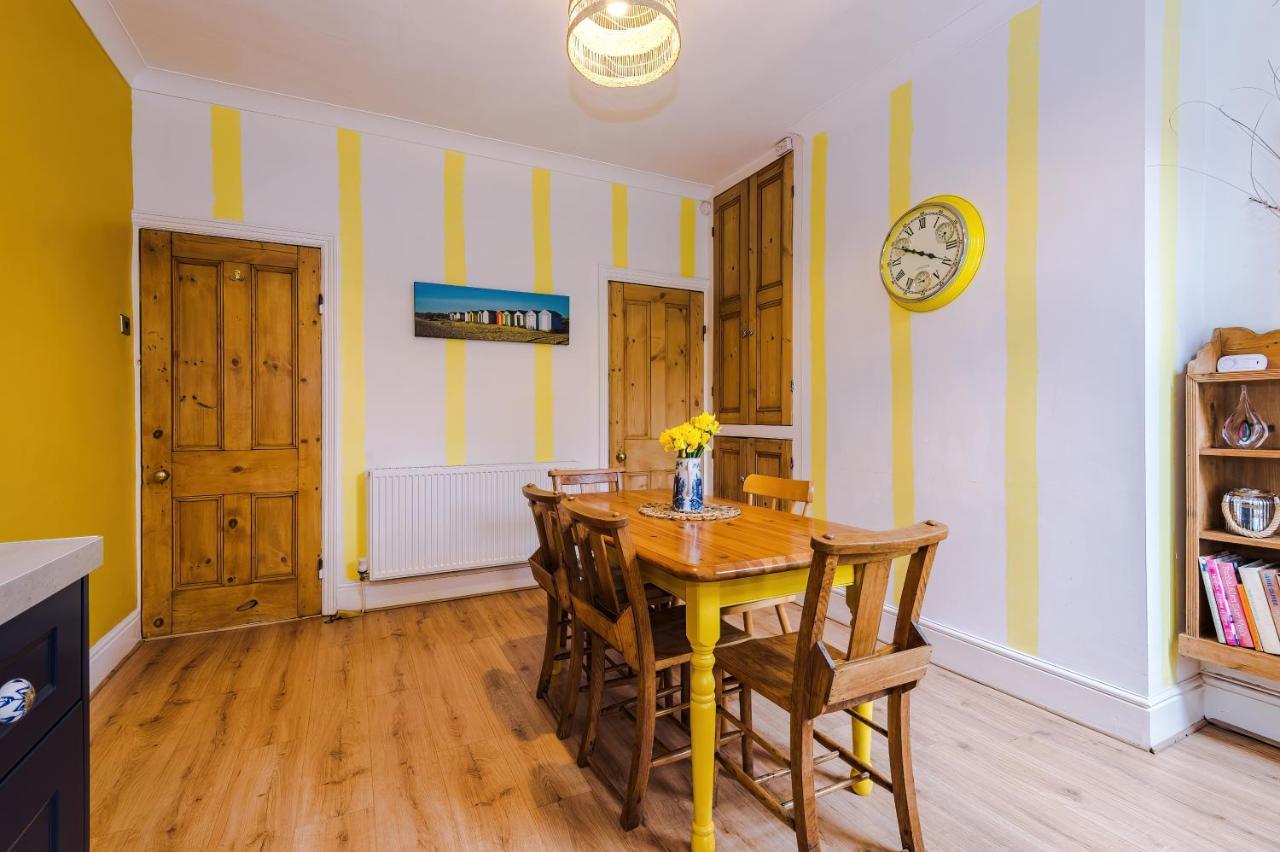 Cosy House With Garden & Parking, Sheffield Villa Eksteriør bilde